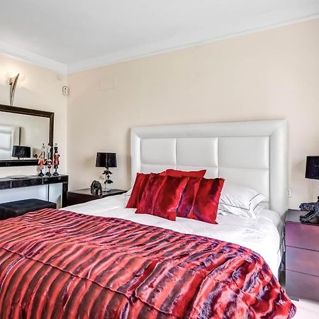Yolo Spaces - Sotogrande - Puerto Boutique Apartment Dış mekan fotoğraf