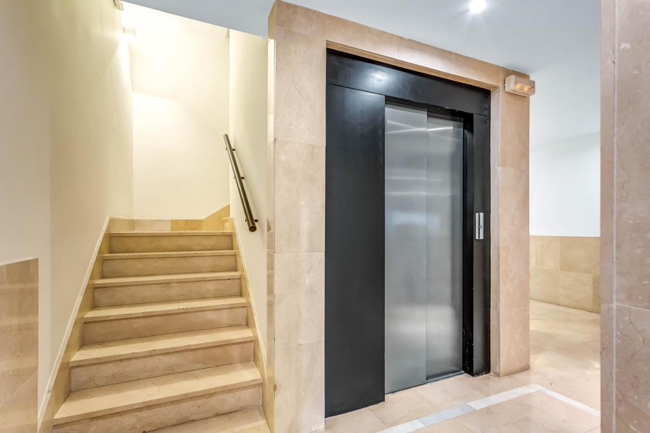 Yolo Spaces - Sotogrande - Puerto Boutique Apartment Dış mekan fotoğraf