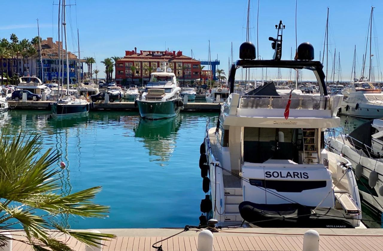 Yolo Spaces - Sotogrande - Puerto Boutique Apartment Dış mekan fotoğraf