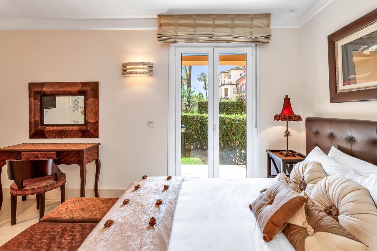 Yolo Spaces - Sotogrande - Puerto Boutique Apartment Dış mekan fotoğraf