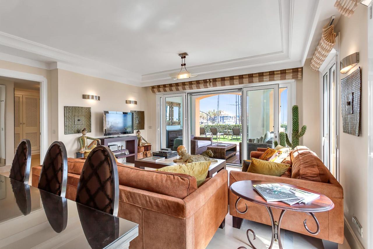 Yolo Spaces - Sotogrande - Puerto Boutique Apartment Dış mekan fotoğraf