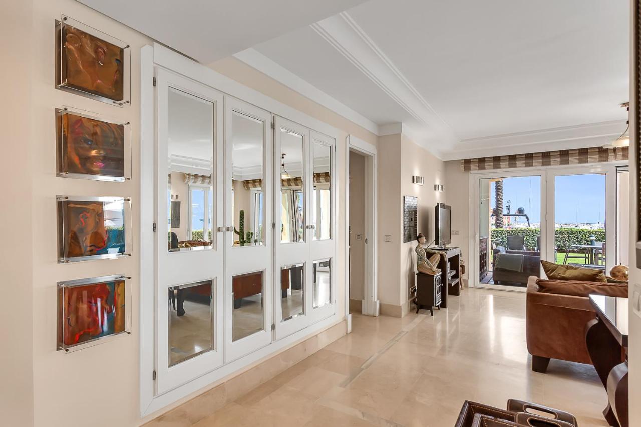 Yolo Spaces - Sotogrande - Puerto Boutique Apartment Dış mekan fotoğraf