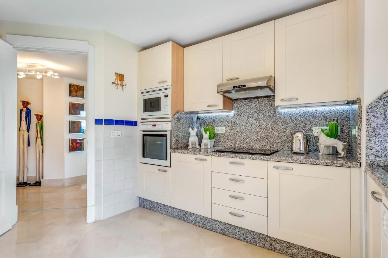 Yolo Spaces - Sotogrande - Puerto Boutique Apartment Dış mekan fotoğraf